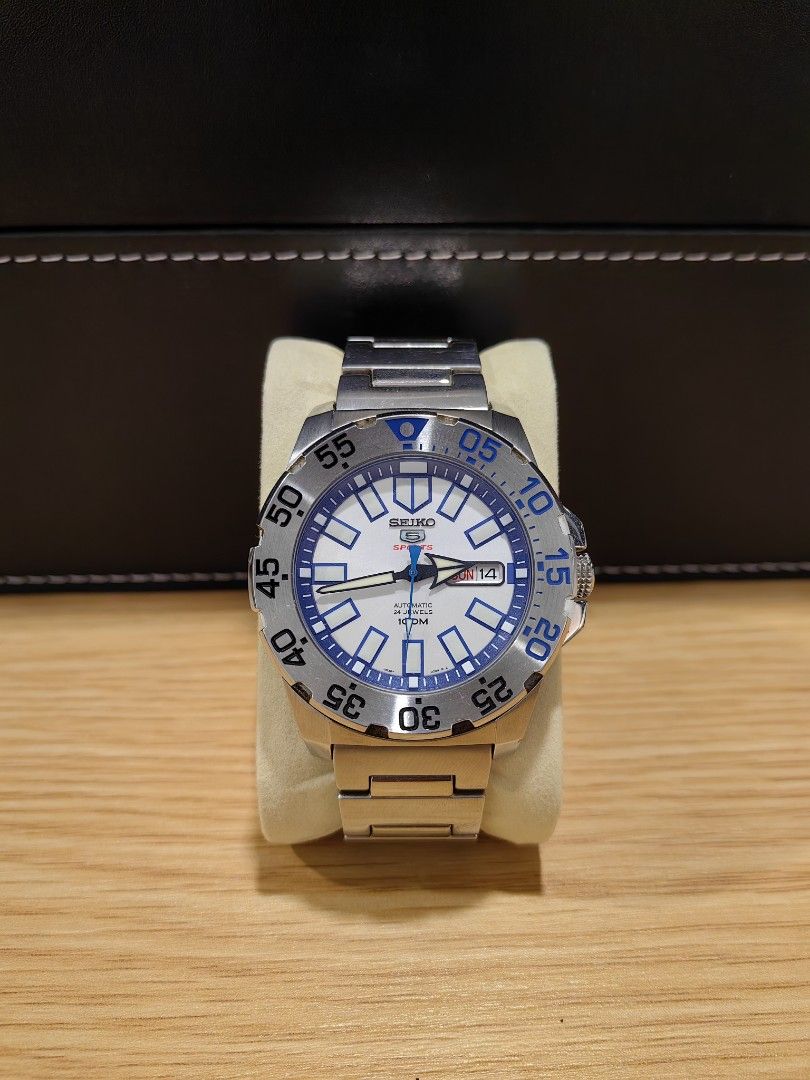 Seiko SRP481 Baby Ice Monster (Category: Men's Watches) located in Pasig City. Submitted by don.rodriguez (Listing ID 1229787368, Image 1). Description: Seiko Baby Ice Monster Really beautiful watch Automatic Used but not abused No issues All original Never been repaired RFS: limiting my collection to a smaller number..