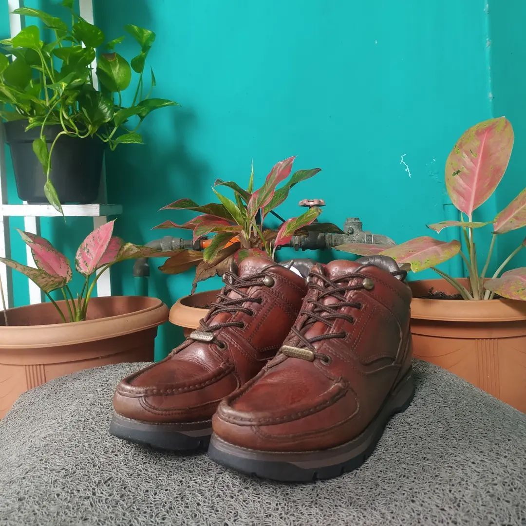 sepatu treking leather rockport made in portugal size 40 second