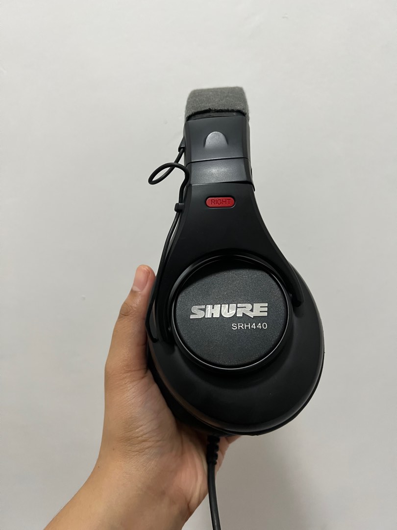 Shure SRH 440, Audio, Headphones & Headsets on Carousell