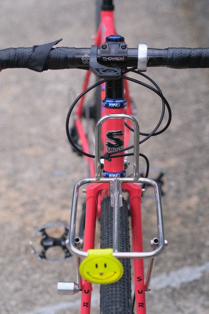 Surly Straggler Salmon Candy Red, Sports Equipment, Bicycles & Parts