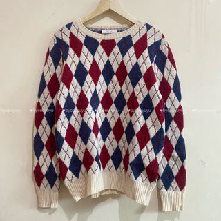 Sweater rajut full motif