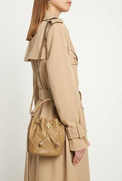 Tory Burch Large Fleming Soft Bucket Bag- Pebblestone