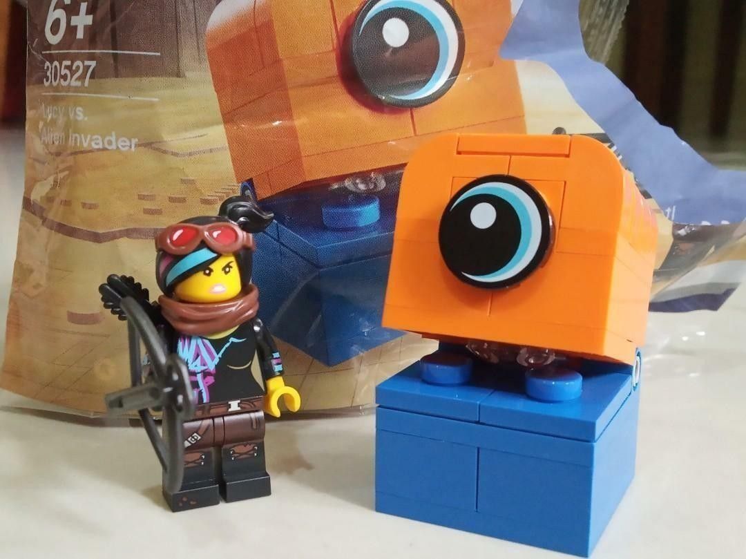 Lego movie top 2 lucy polybag