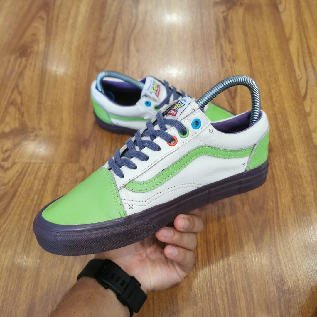 Vans old sale school toy story