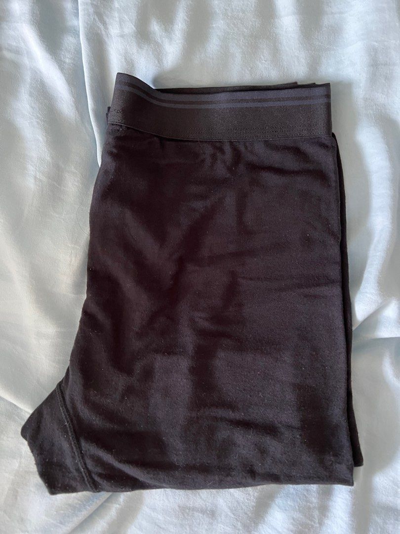 Uniqlo Extra Warm Base Layers, Men's Fashion, Tops & Sets, Sets