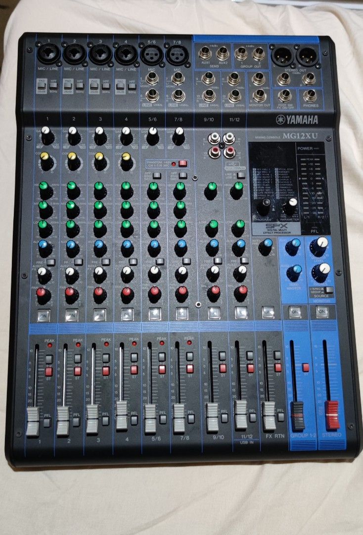 Yamaha mixer mg12xu, Hobbies & Toys, Music & Media, Musical Instruments