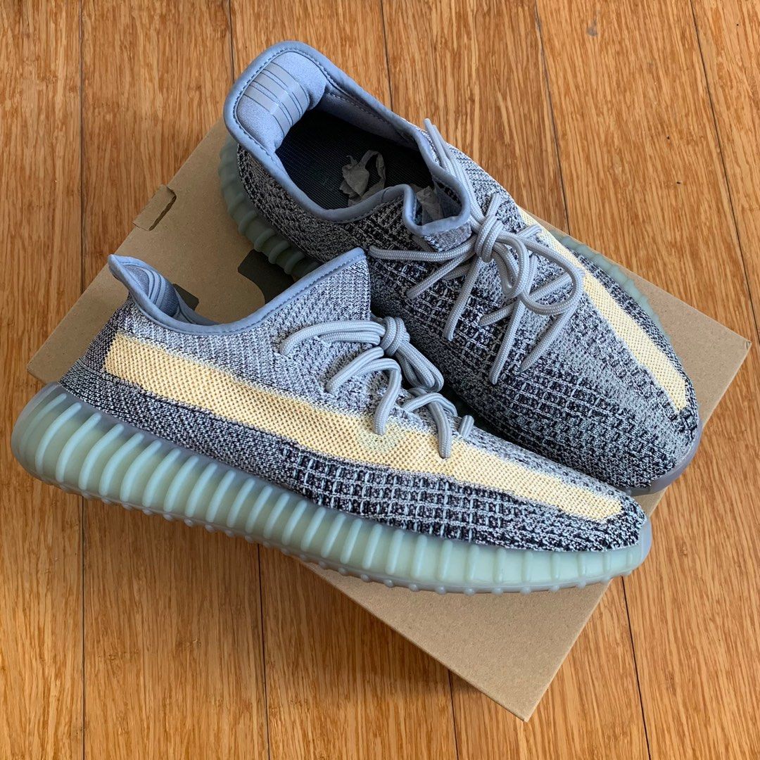 Yeezy 350 V2 Ash Blue, Men's Fashion, Footwear, Sneakers on Carousell