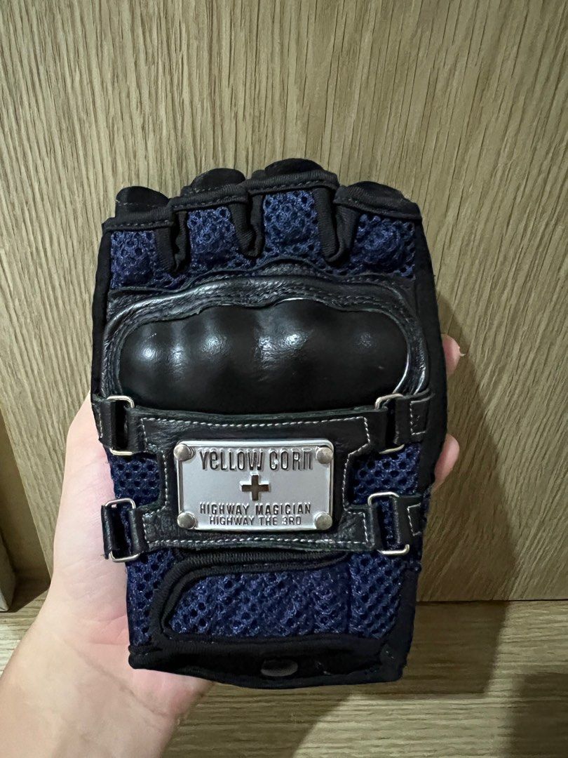 Yellow Corn Gloves YG305S Half Original on Carousell