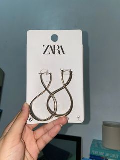 Zara black earrings
