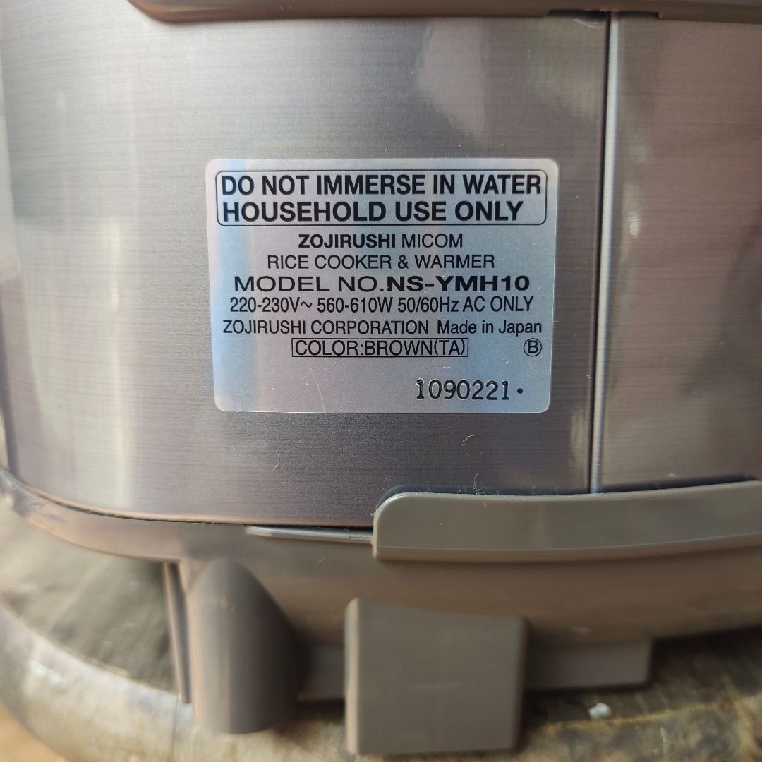 ZOJIRUSHI NSYMH10 Rice Cooker 1.0Ltr / Penanak Nasi 560610w