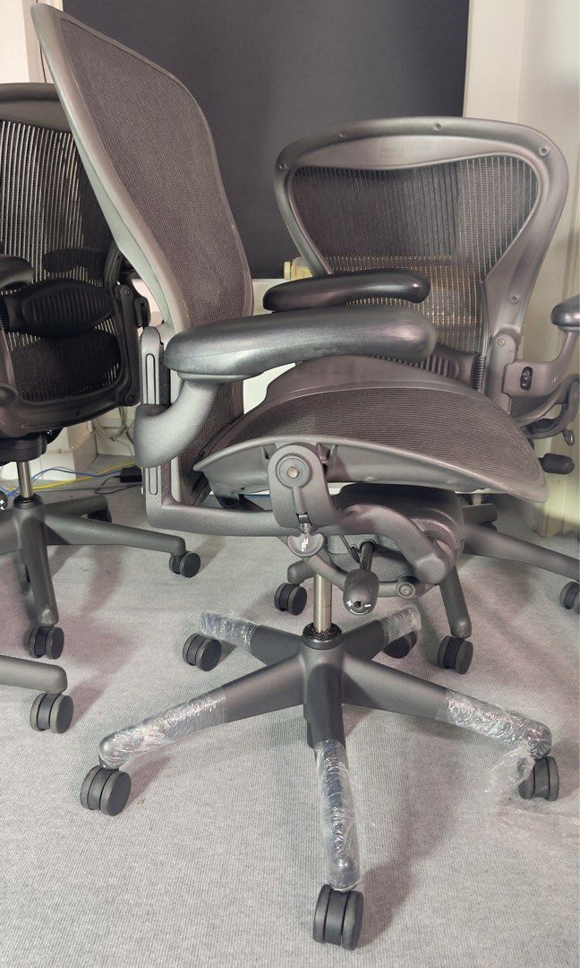 Herman miller on sale aeron clearance