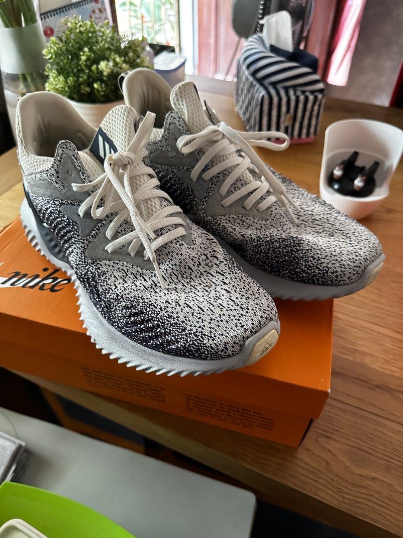 Adidas bounce