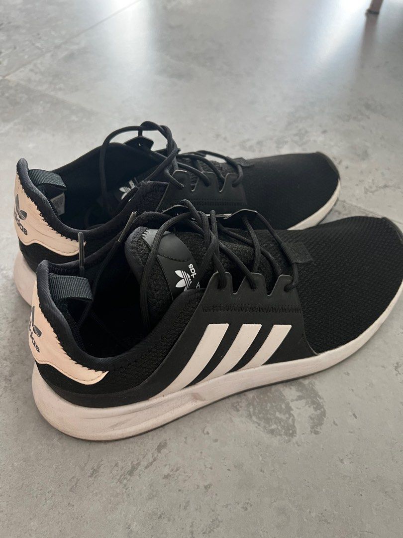 White adidas shoes classic sale