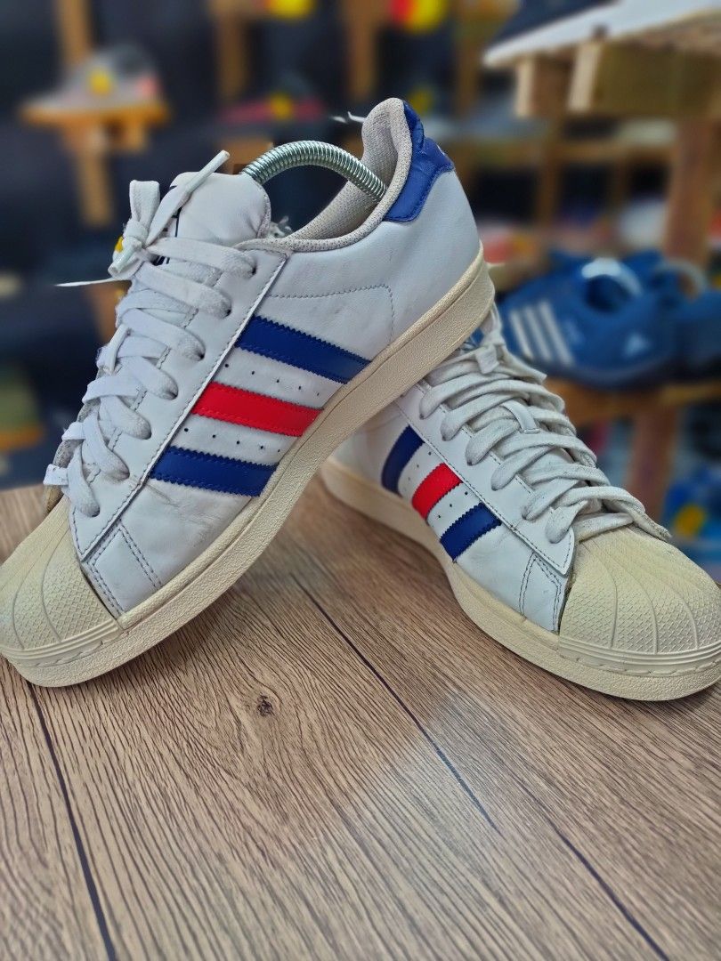 Adidas super star immagini hotsell