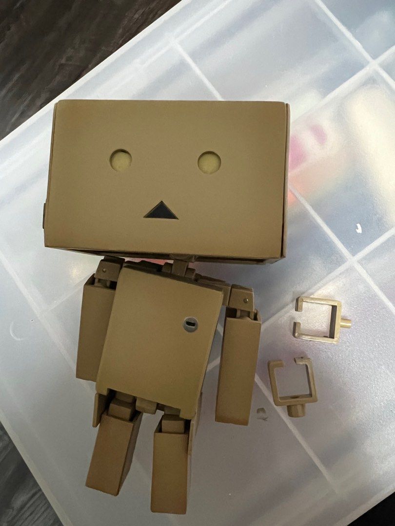 Amazon box man toy, Hobbies & Toys, Toys & Games on Carousell