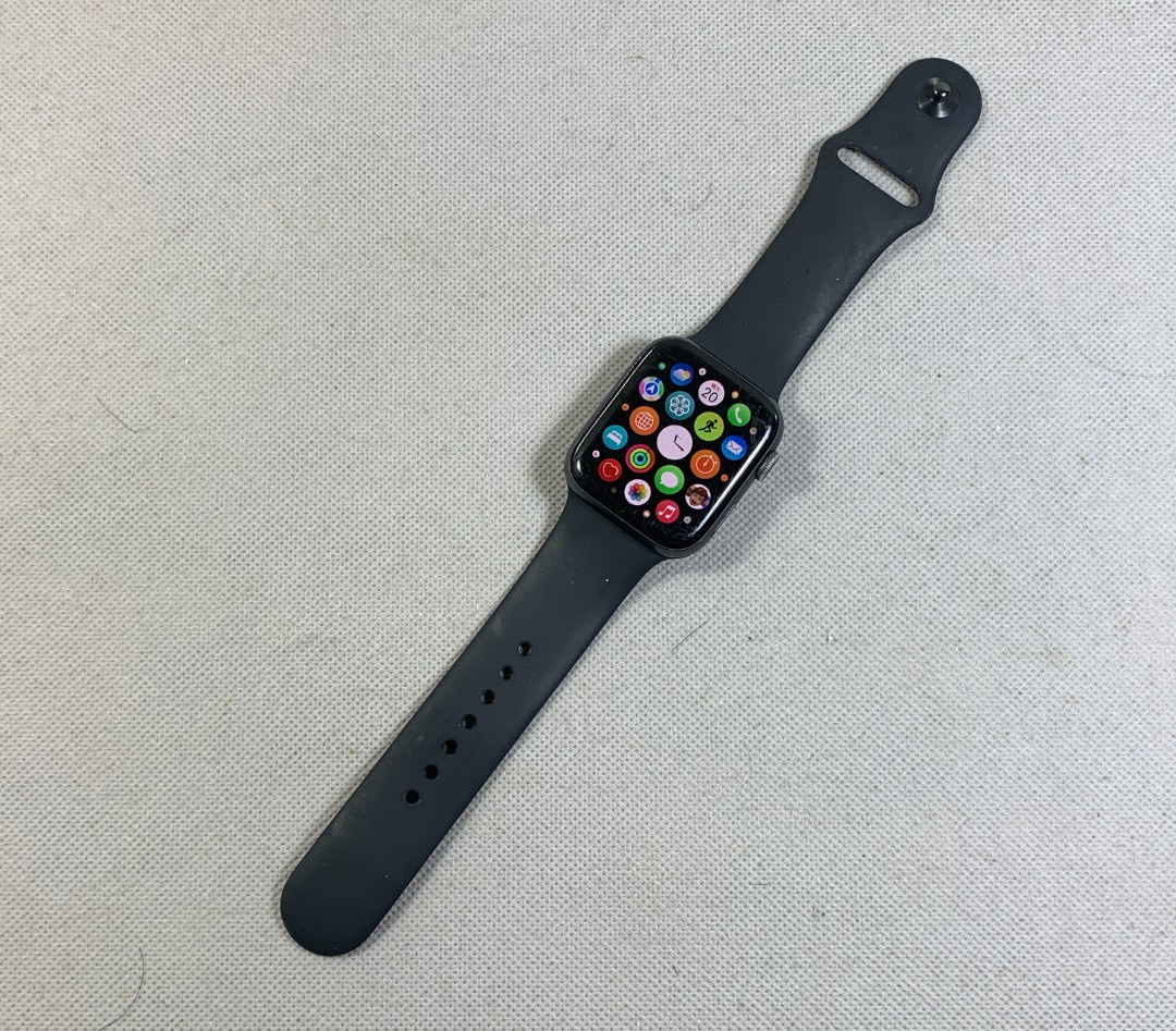 Apple Watch S5 Series 5 Nike GPS 44mm蘋果手錶黑色, 手機及配件