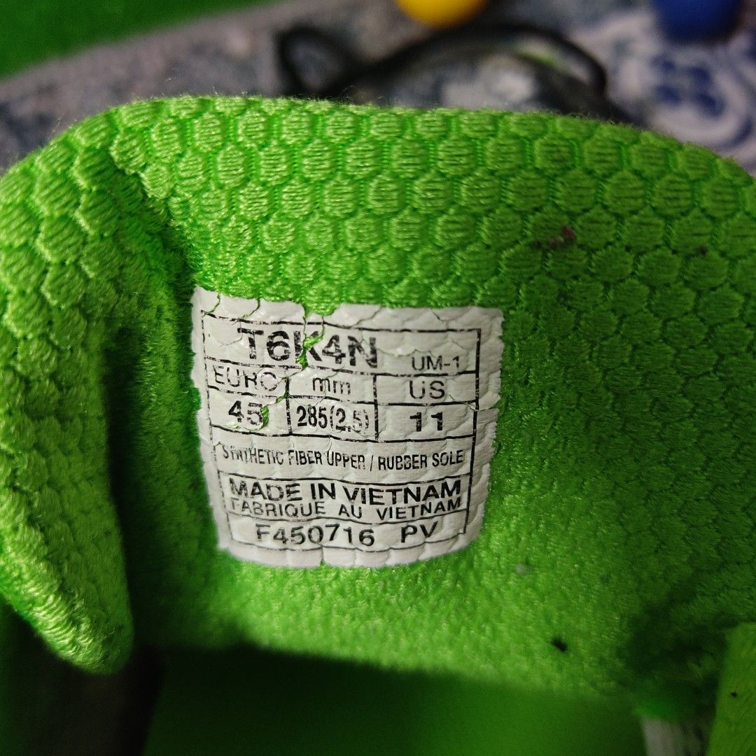 asics gel nimbus 18 comic womens