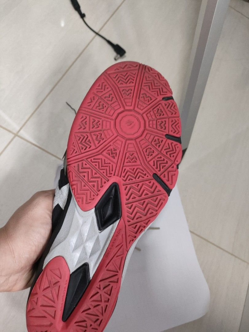 ASICS GEL BLADE badminton/indoor court shoes Sports Equipment Sports