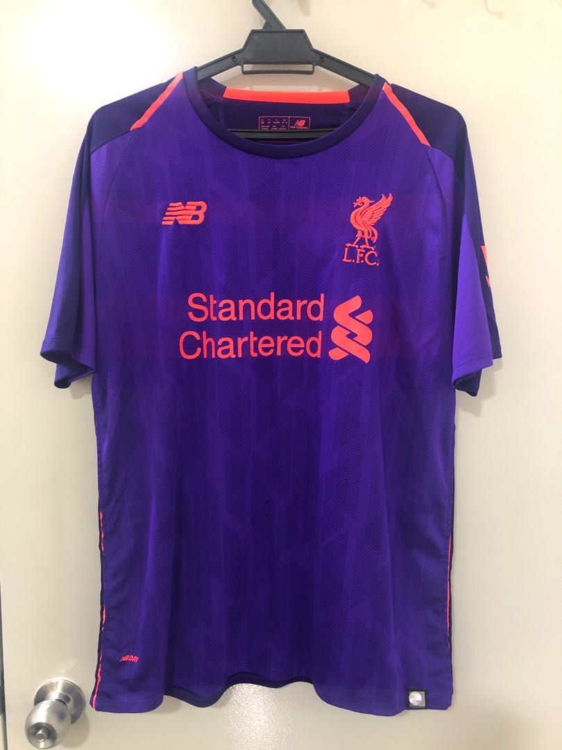 Baju jersey Liverpool Men s Fashion Activewear on Carousell