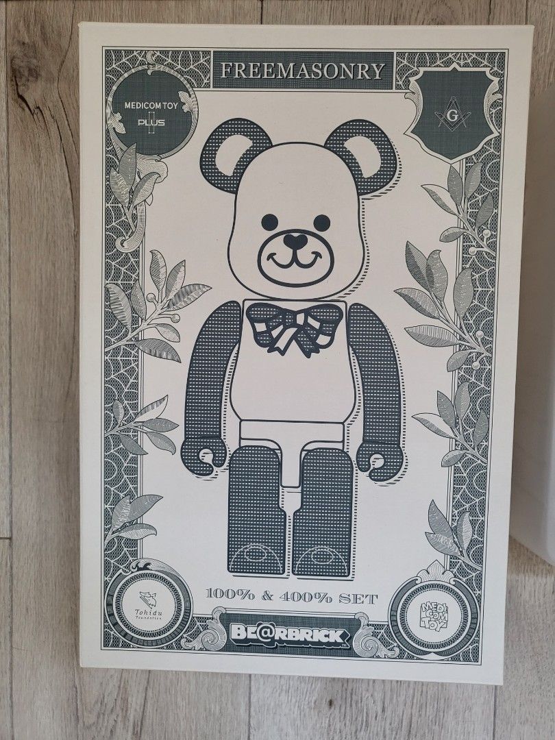 Bearbrick freemasonry, 興趣及遊戲, 玩具& 遊戲類- Carousell