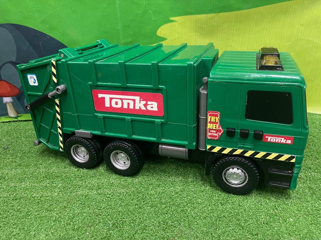 Green tonka best sale garbage truck