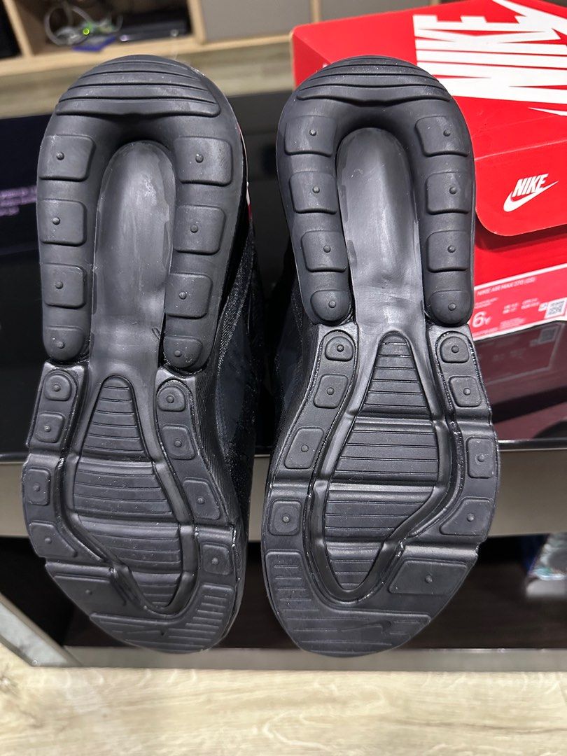 Nike 270 sales black youth