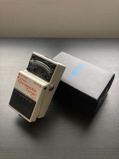 Boss Chromatic Tuner TU-3 with box