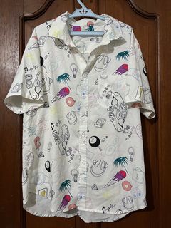 (Category: ) located in . Submitted by cattoooopreloved (Listing ID 1233005007, Image 1). Description: .