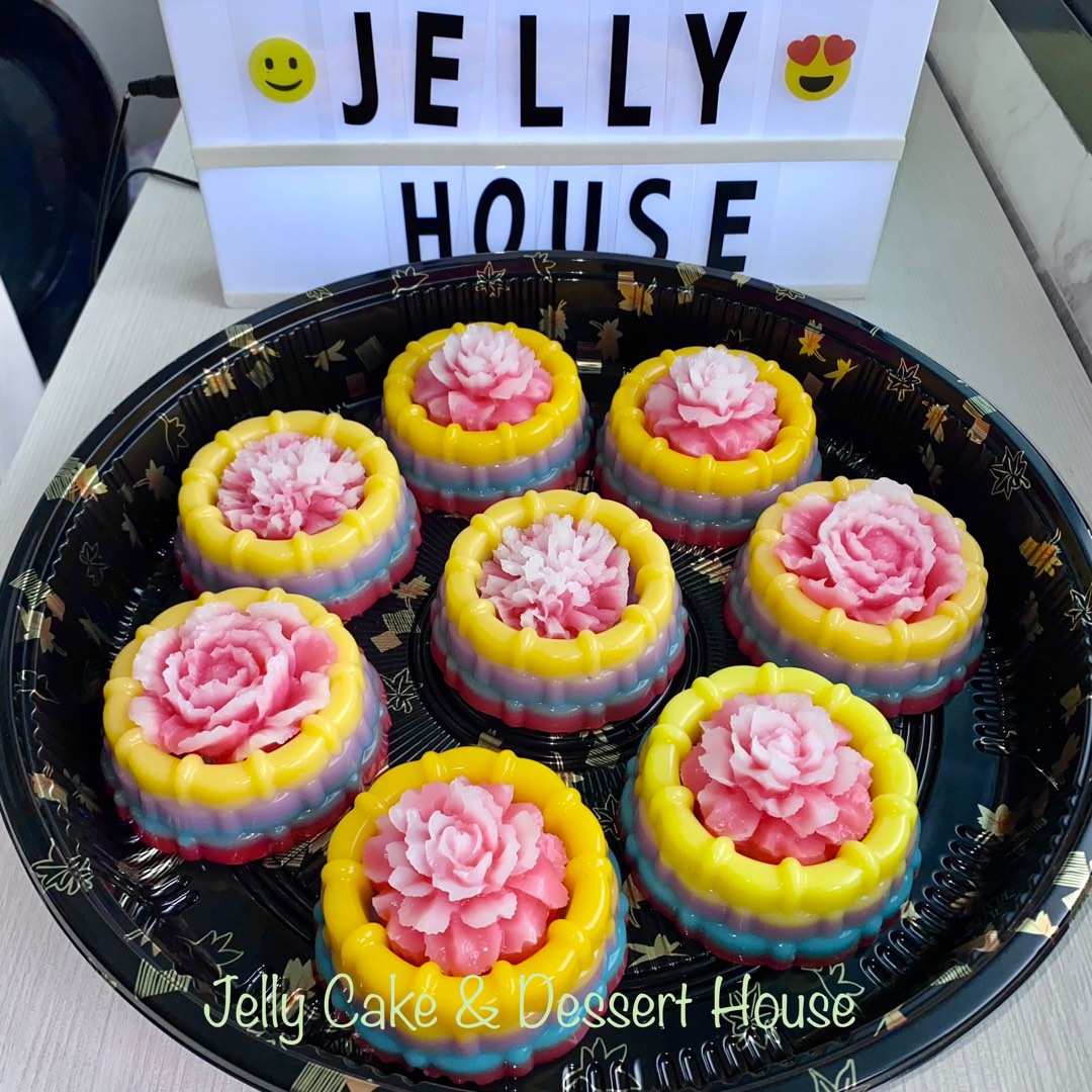 Carnation rose flower jelly agar agar bites pieces, Food & Drinks