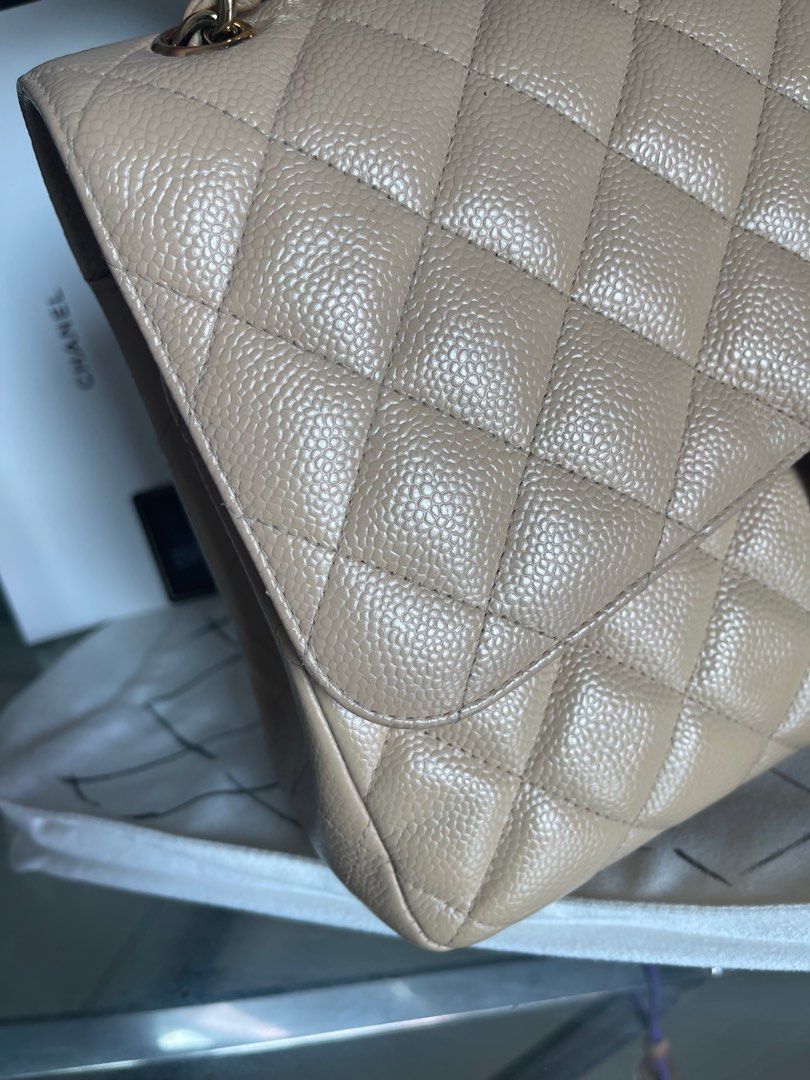 CHANEL Beige Clair Quilted Caviar Leather Classic Jumbo Double