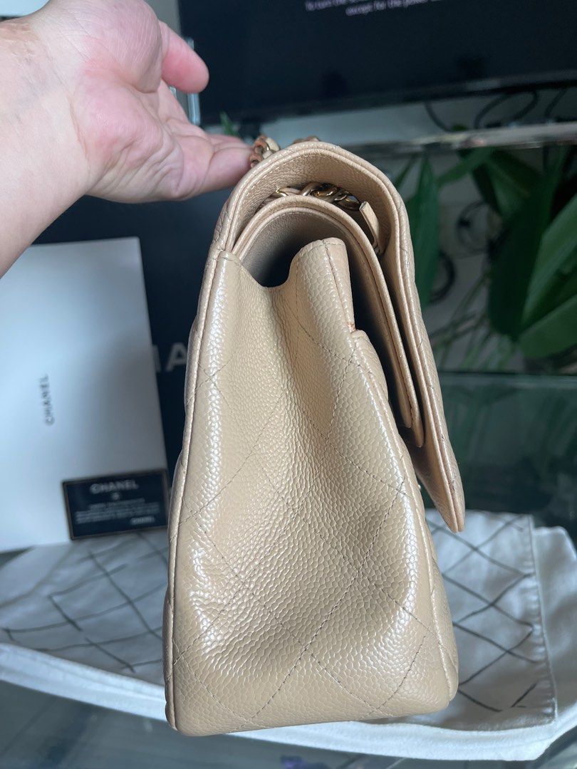 chanel beige flap bag caviar