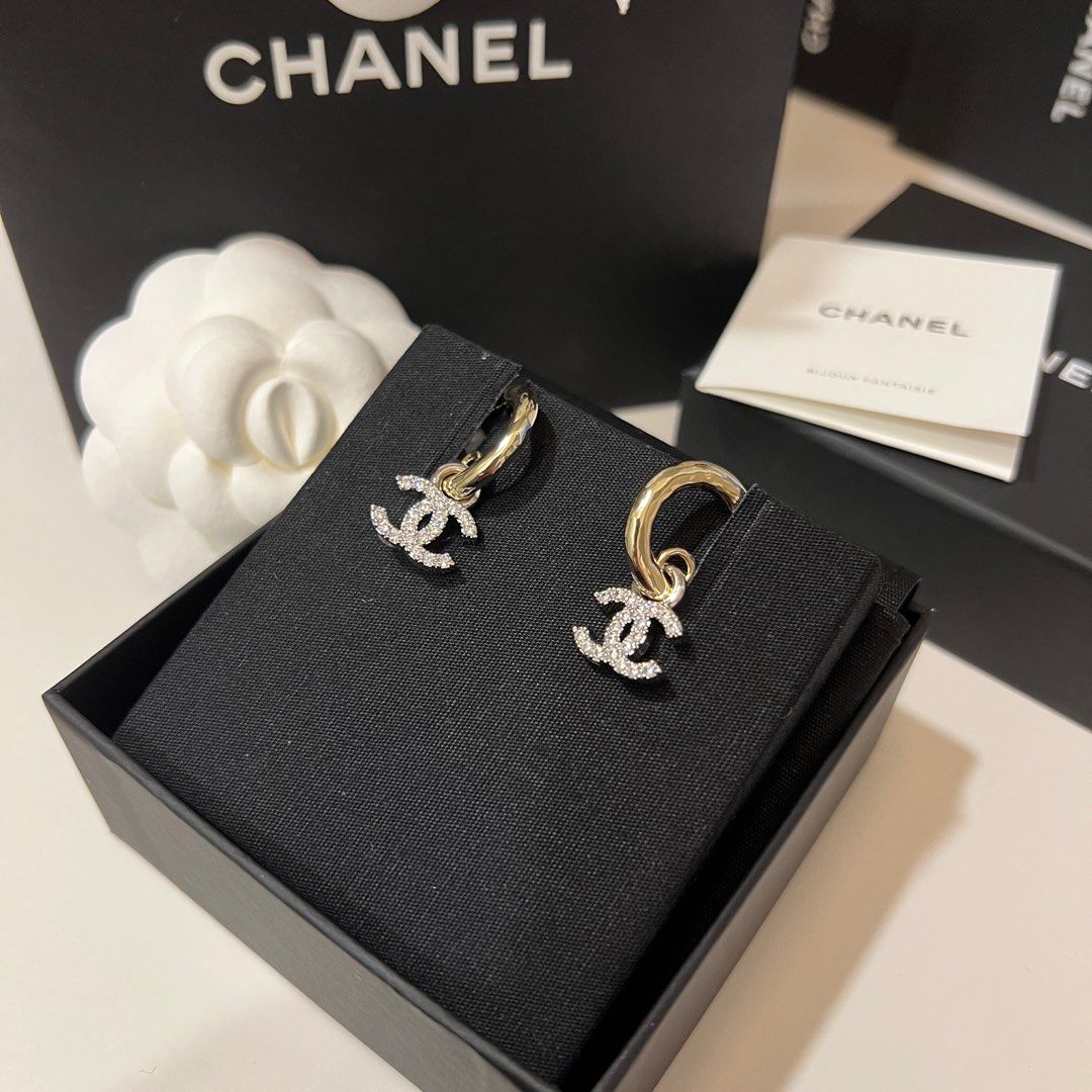 Fashion Earrings Cheapest Chanel Earrings Chanel Pink CC Logo Stud