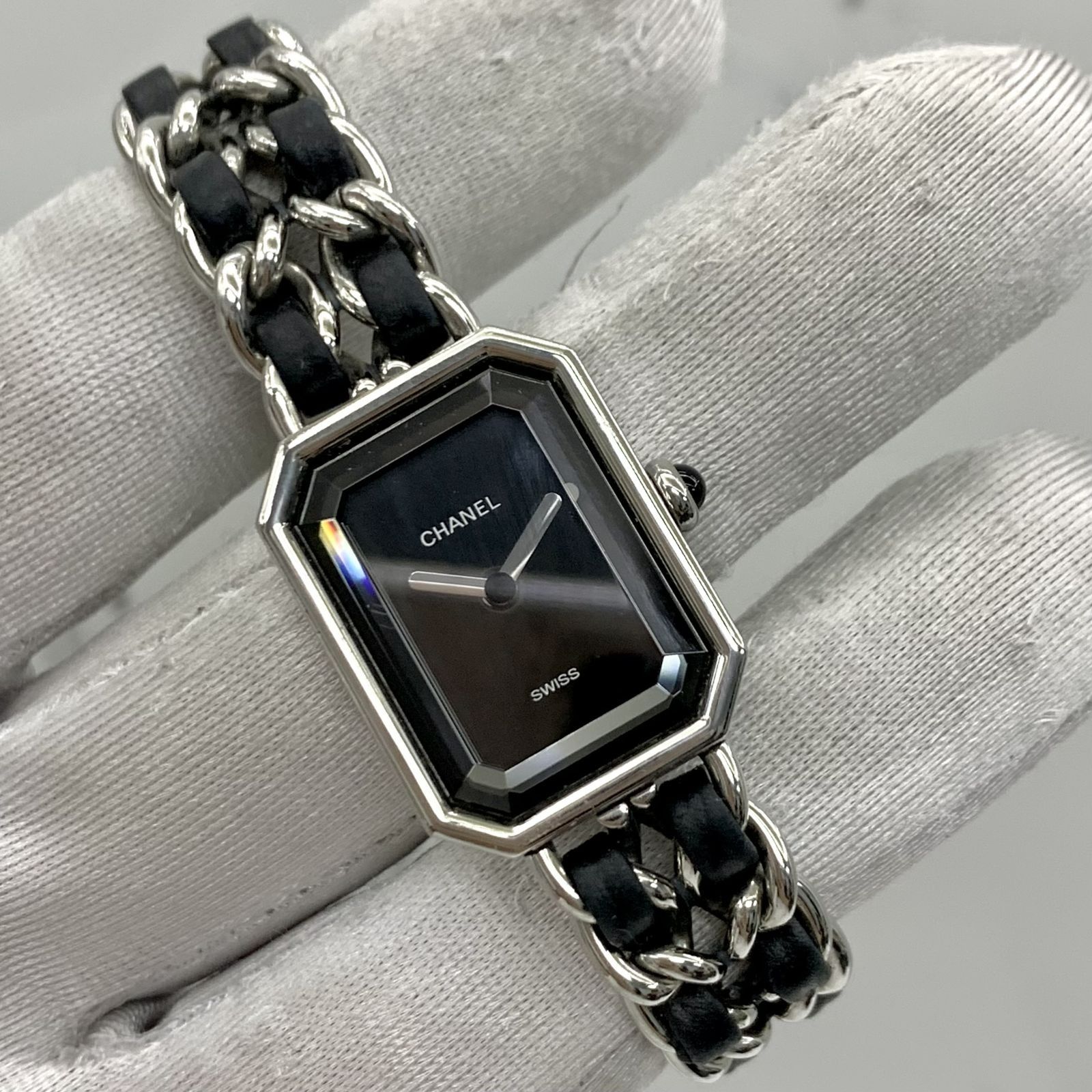 Chanel h0451 clearance