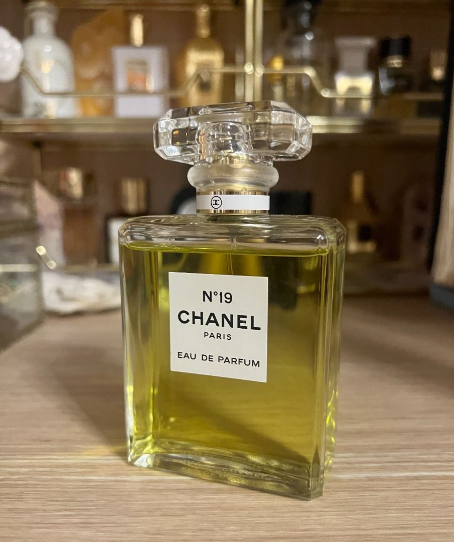 Chanel N19 EDP