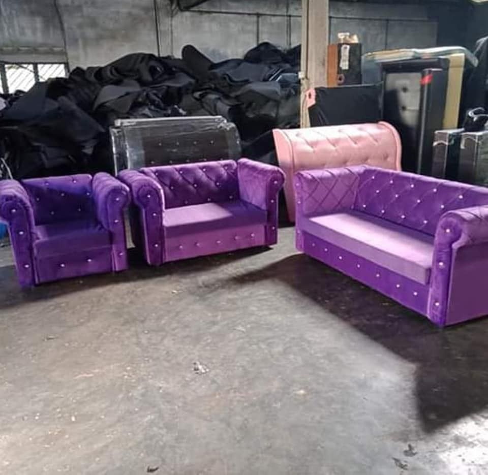 Chesterfield Sofa 3+2+1 Harga Dari Kilang, Furniture & Home Living