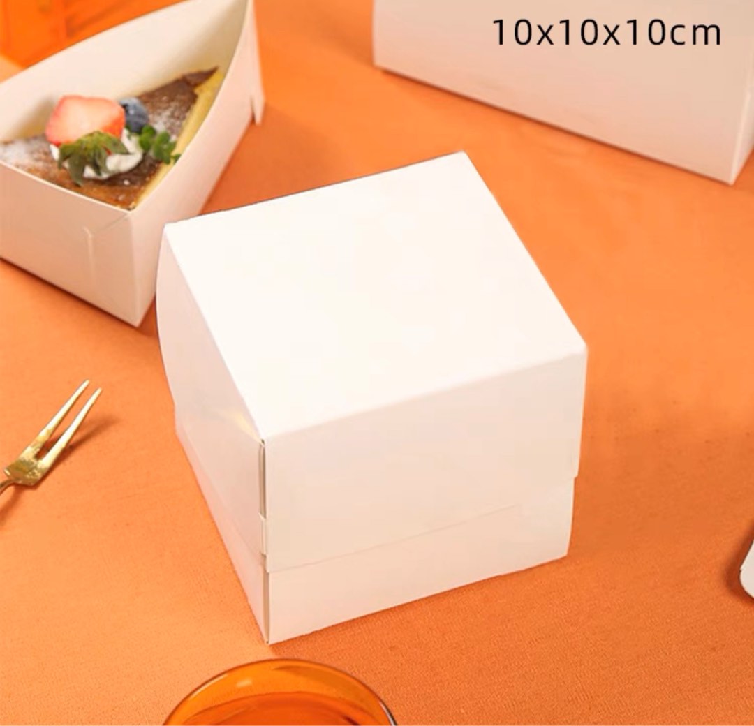 Disposable Takeaway Cake / CookieBox, Hobbies & Toys, Stationery