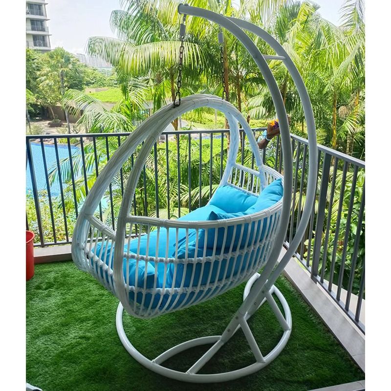 Hanging top chair pole