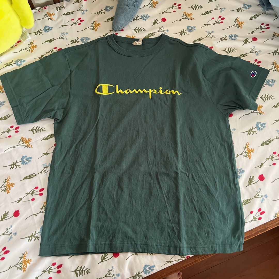 Embroidered champion logo tee in Forest Green