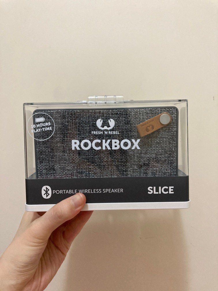 Features Rockbox Slice Speaker Soundbar
