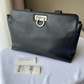Ferragamo激推私藏品牌 Collection item 1