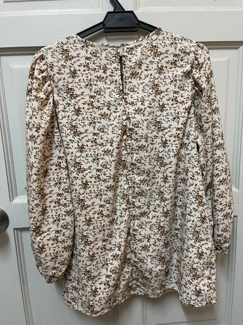 FLORAL BLOUSES, Women's Fashion, Tops, Blouses on Carousell