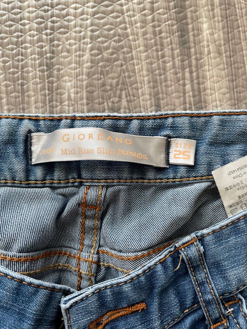 Giordano Pants (Category: Jeans) located in Manila. Submitted by live.hellokeffir (Listing ID 1232900496, Image 2). Description: .