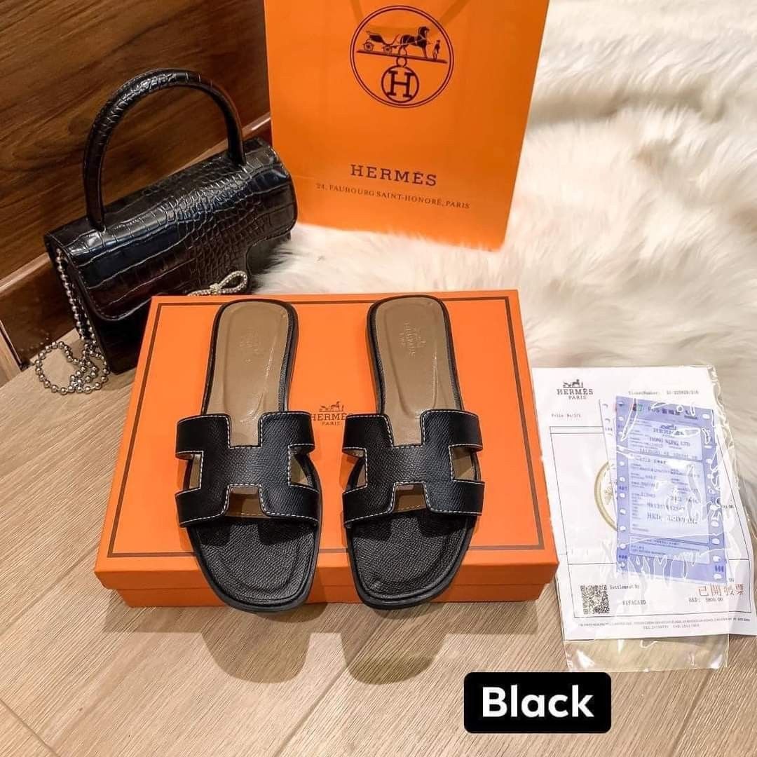 Black clearance hermes sandals