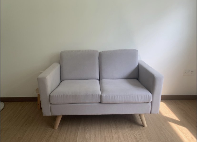 Hipvan 2 store seater sofa