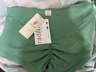 （分類：）位於 。 由 stephlolol 提交（商品編號 1232947670，圖片 1）。簡介： 。