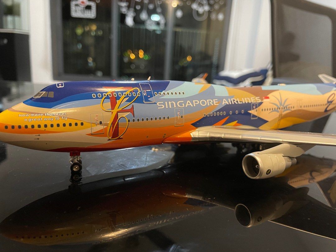 ☆シンガポール航空 B787-10 1000th特別塗装機 フェニックス 9/14まで】PhoenixシンガポールB787-10 1000th特別塗装 - メルカリ