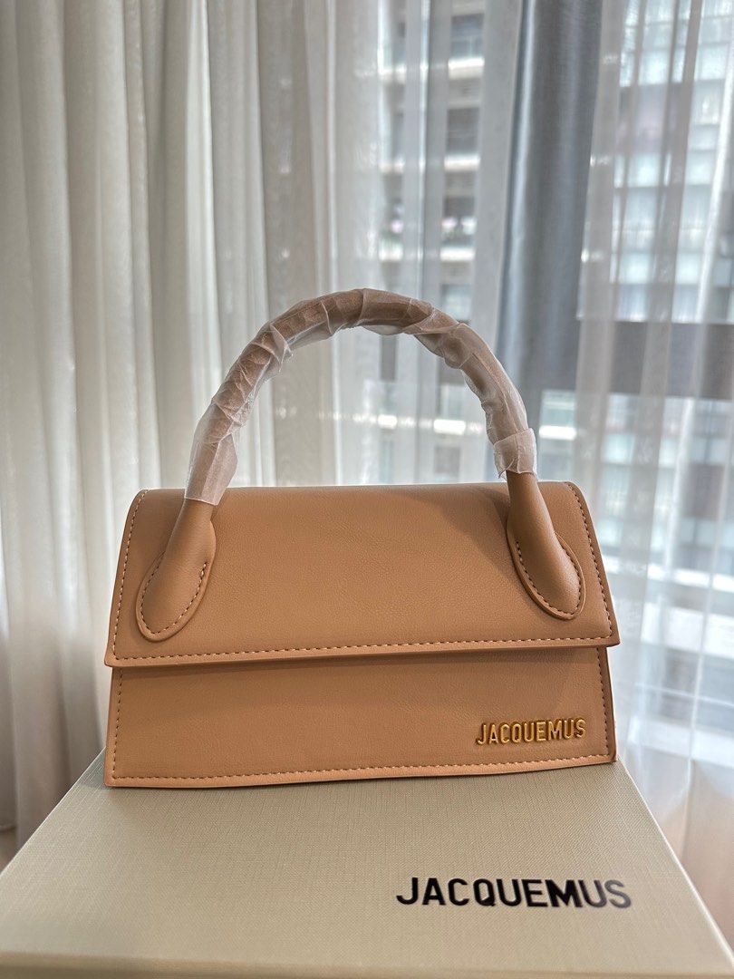 Jacquemus Bag, Luxury, Bags & Wallets on Carousell