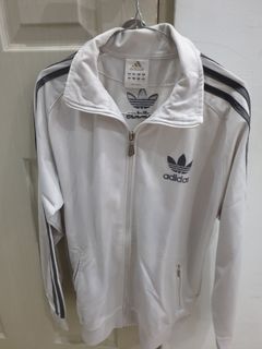 (Kategori: ) berada di . Dikirim oleh actanonverbapreloved (ID iklan 1232957251, Gambar 1). Deskripsi: .
