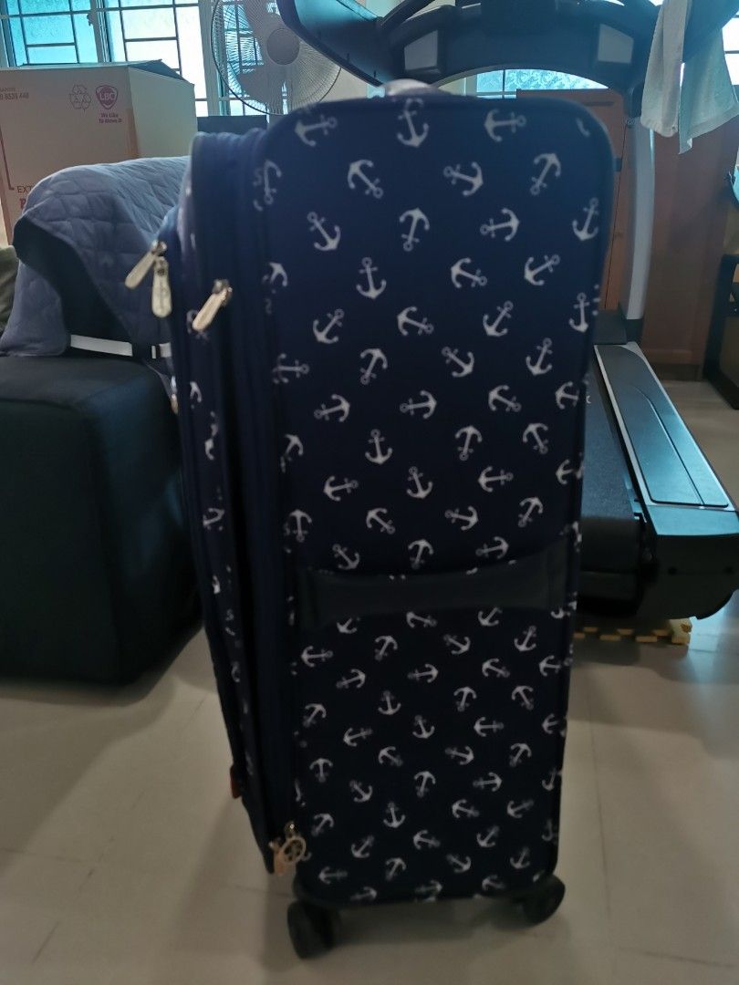 Jessica simpson anchor luggage 2025