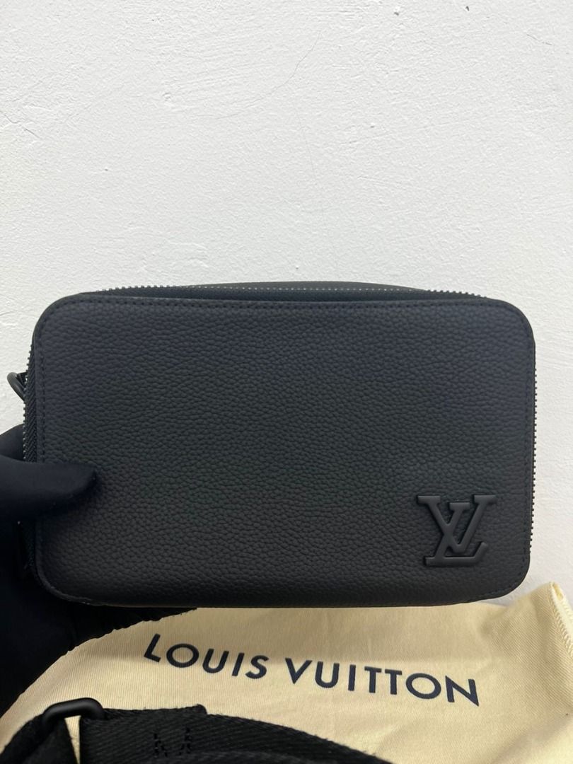 Alpha Wearable Wallet LV Aerogram - Men - Bags